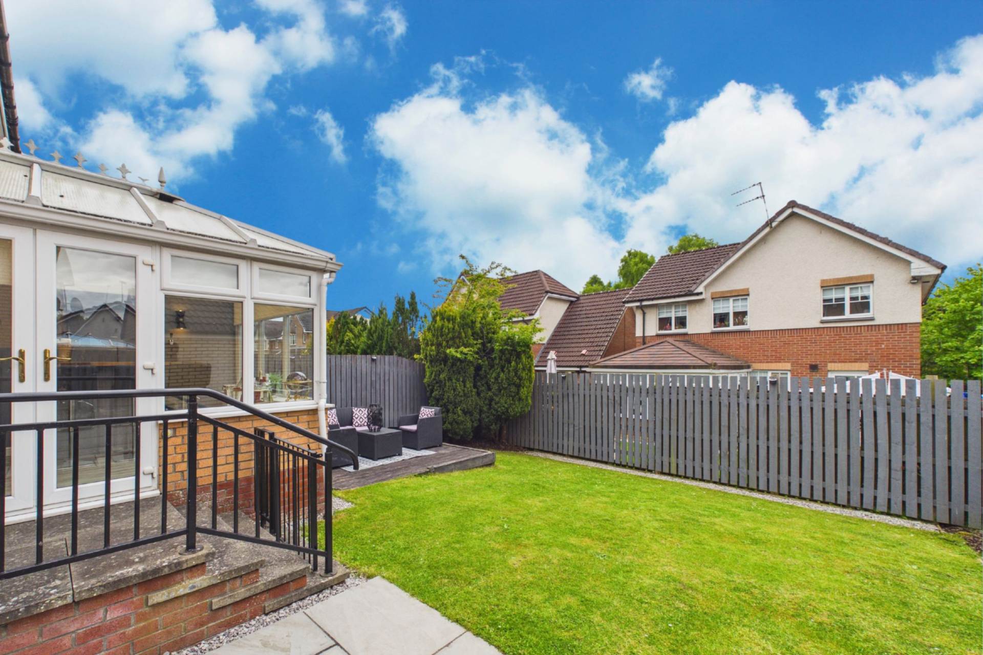 Mount Lockhart, Uddingston