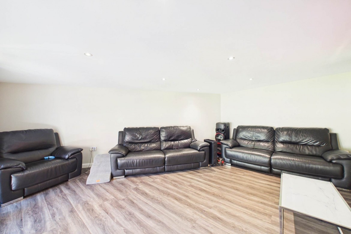 Images for Darwin Avenue, Motherwell