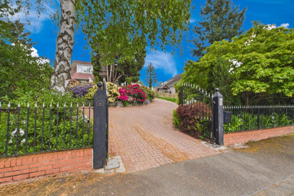 Images for Friarsdene, Lanark