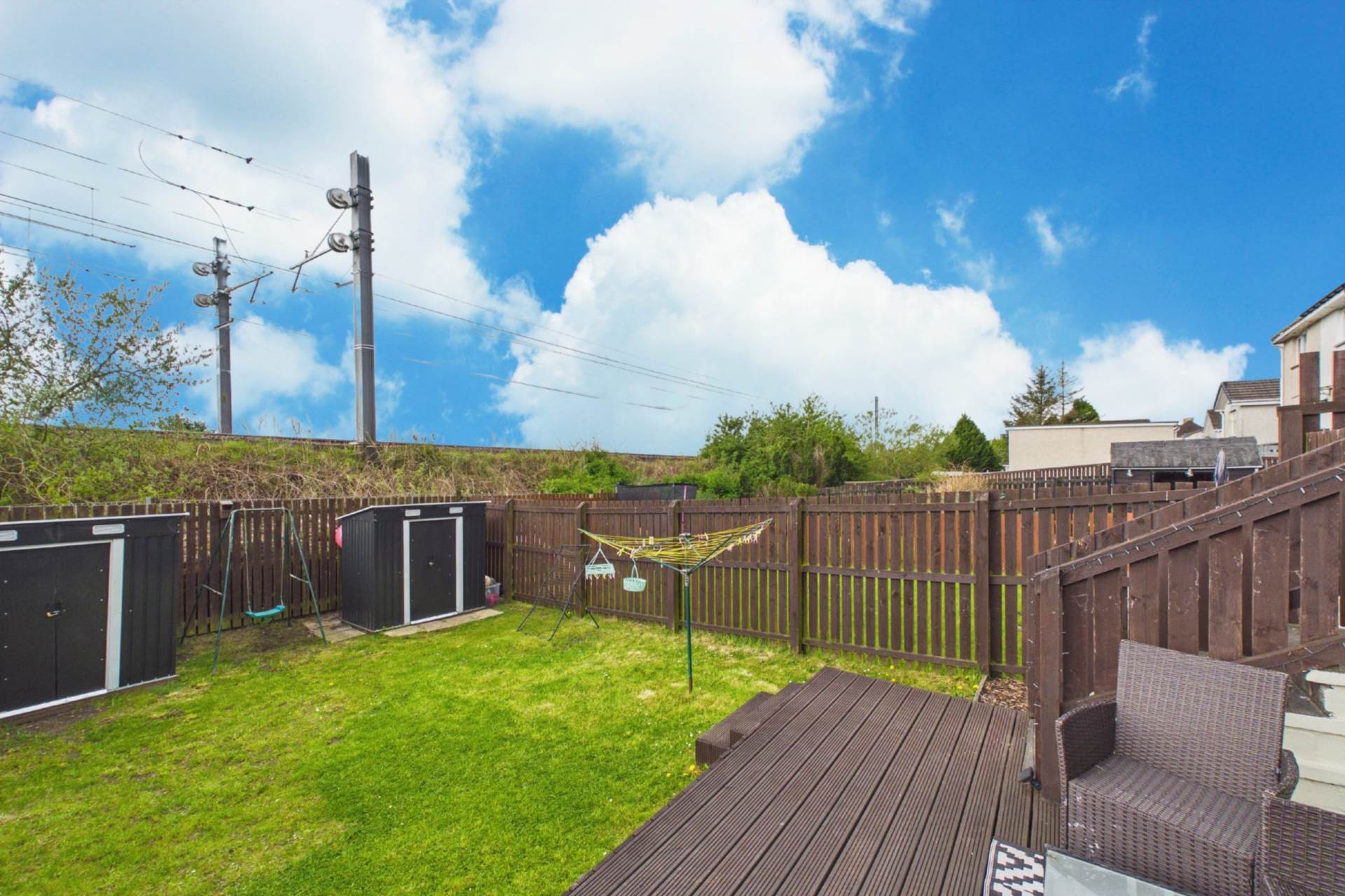 Currieside Avenue, Shotts