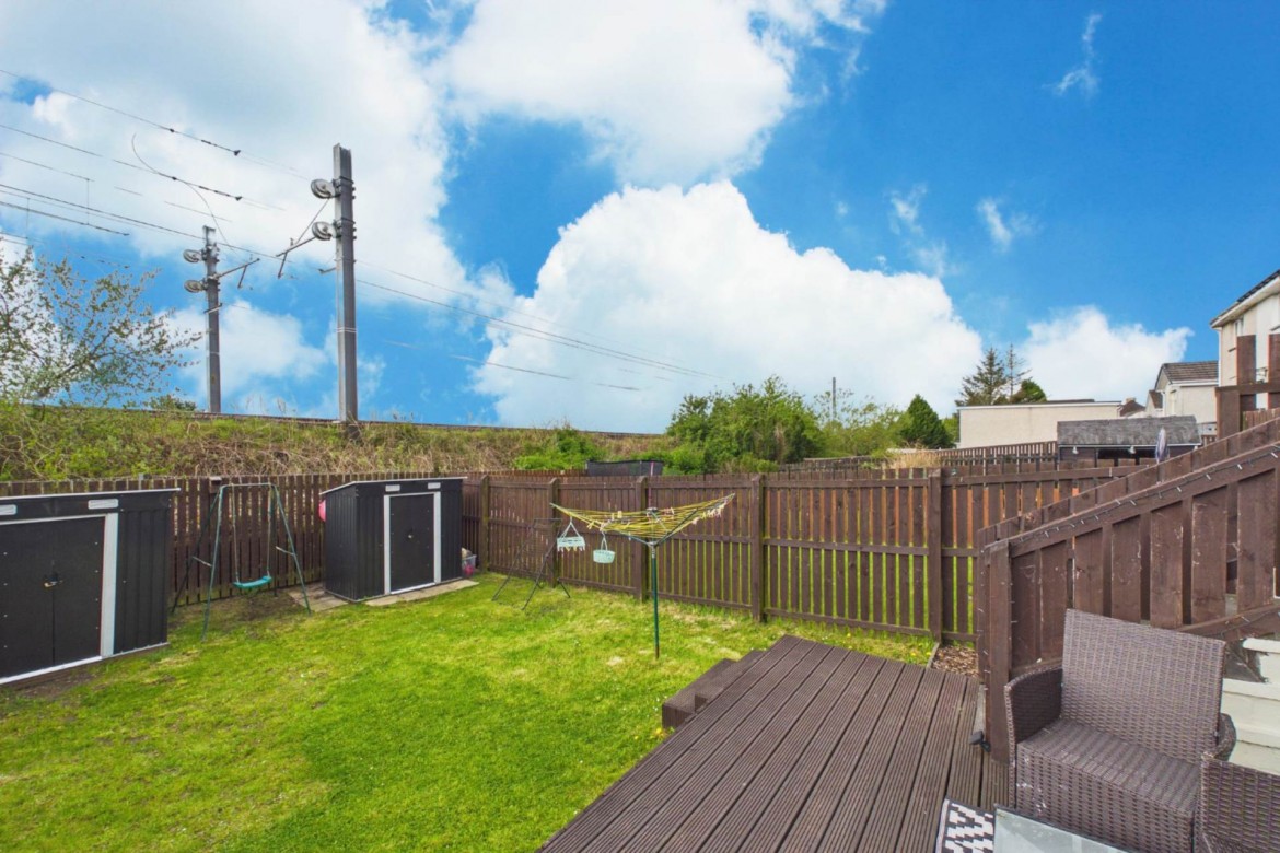 Images for Currieside Avenue, Shotts