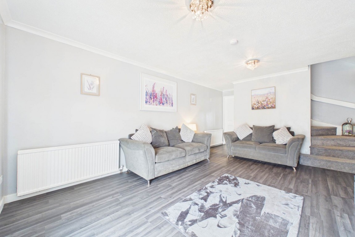 Images for Currieside Avenue, Shotts