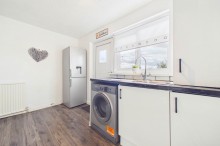 Images for Currieside Avenue, Shotts