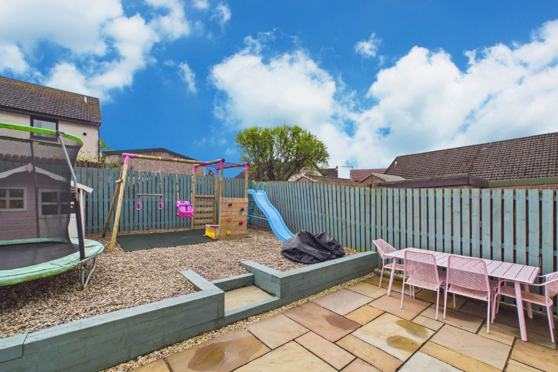 Ballater Crescent, Coltness, Wishaw