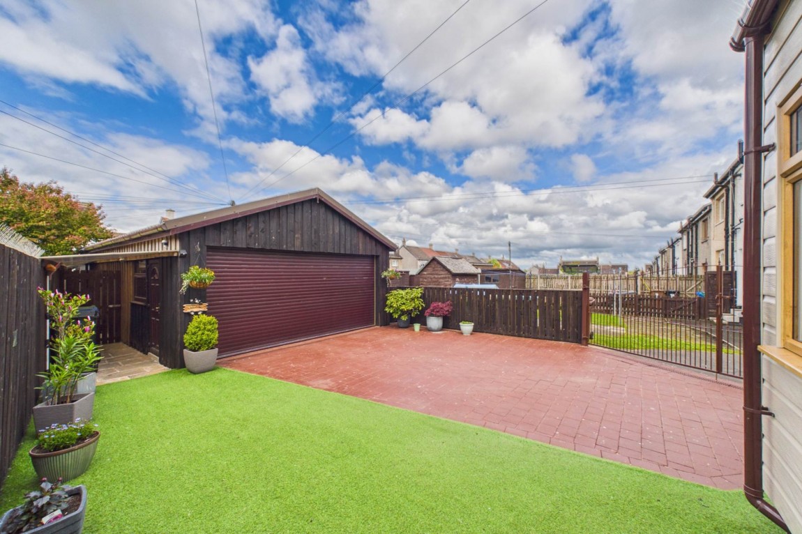 Images for Balbakie Road, Harthill, Shotts
