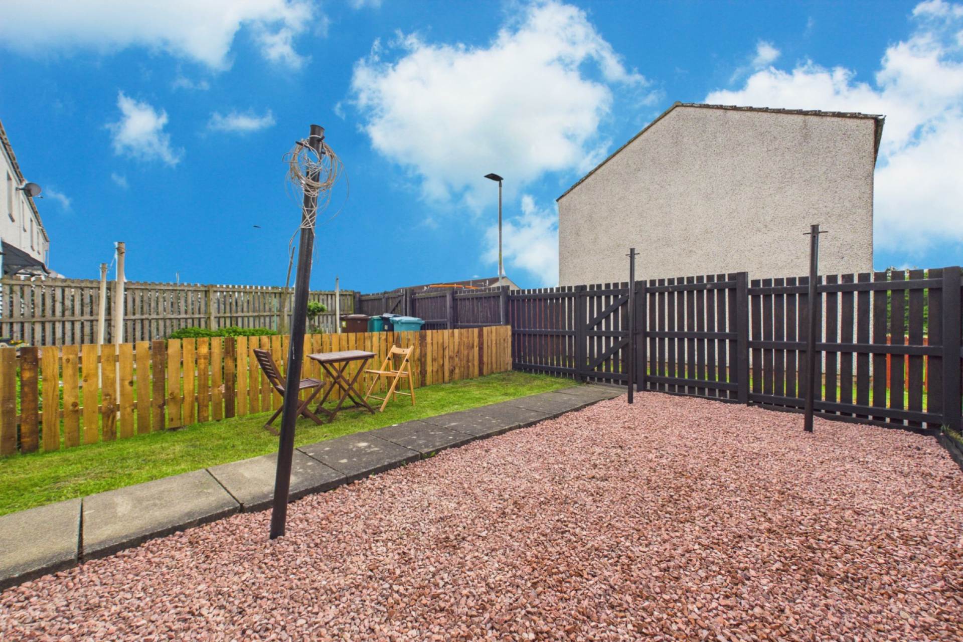 Napier Square, Bellshill