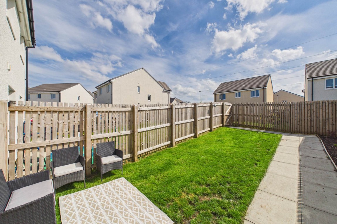 Images for Watervole Crescent, Cambuslang