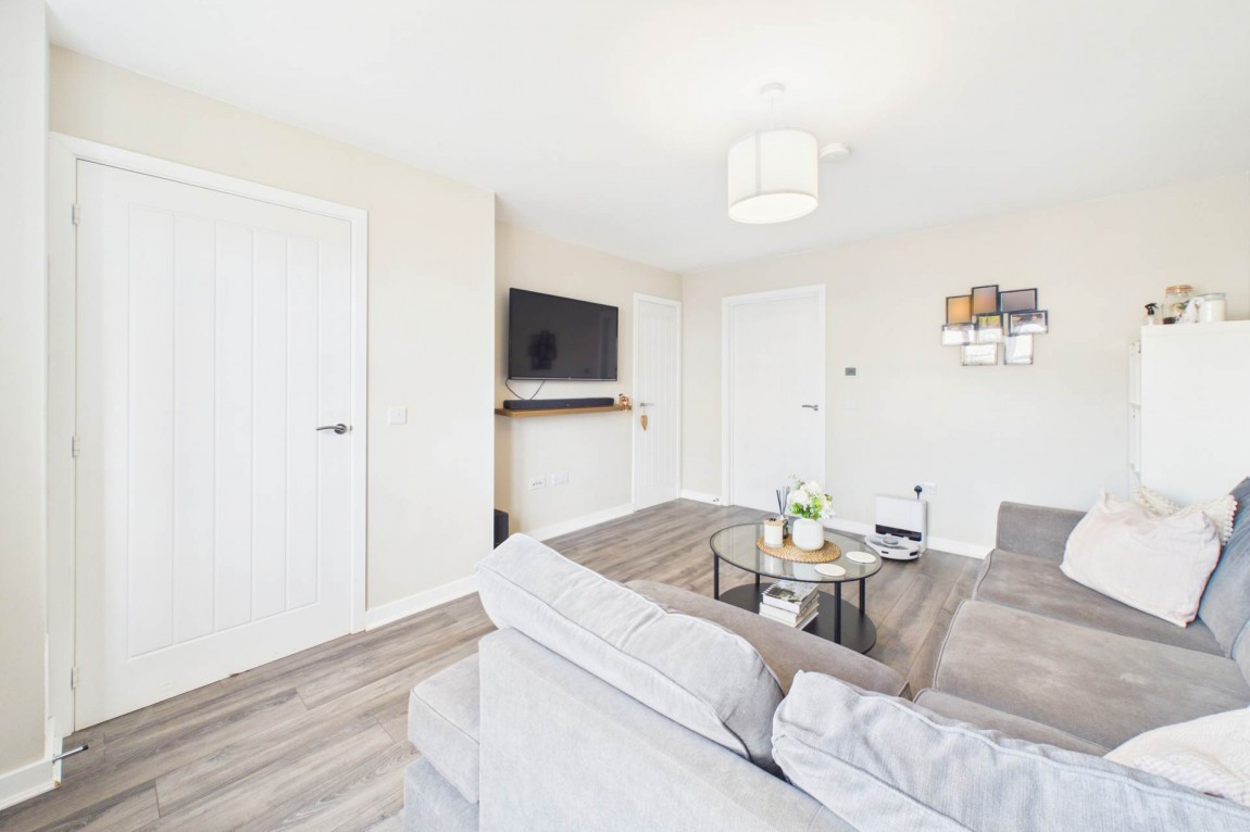 Images for Watervole Crescent, Cambuslang