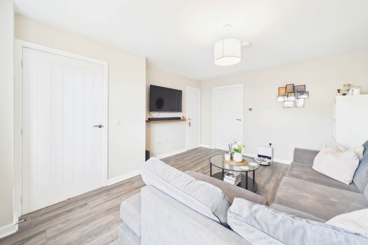 Images for Watervole Crescent, Cambuslang