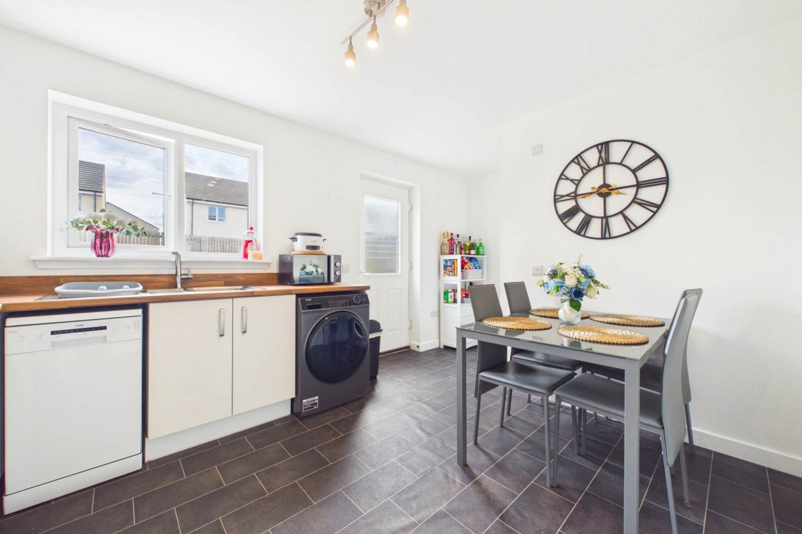 Images for Watervole Crescent, Cambuslang