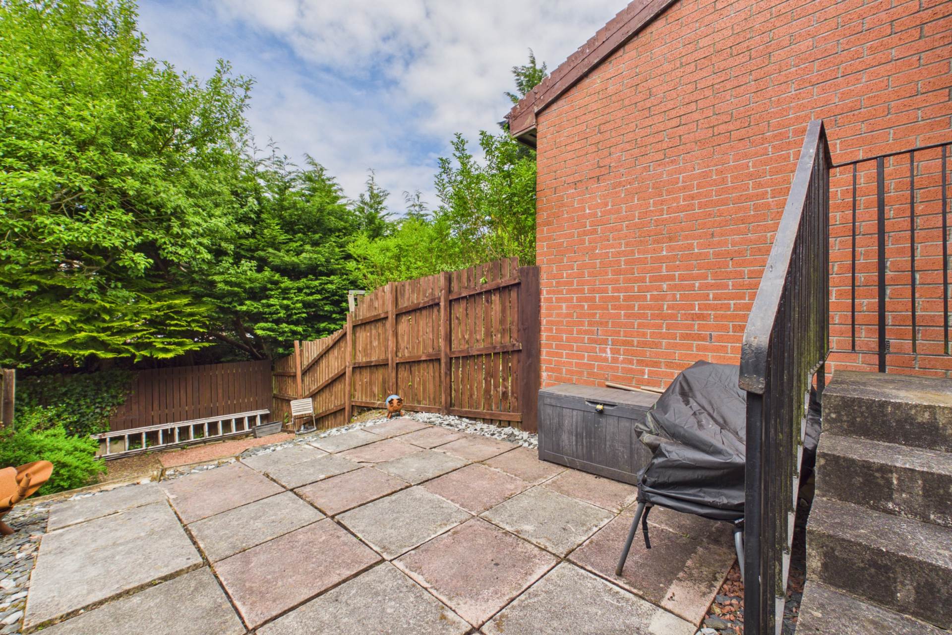 16 Aspen Drive, Springburn