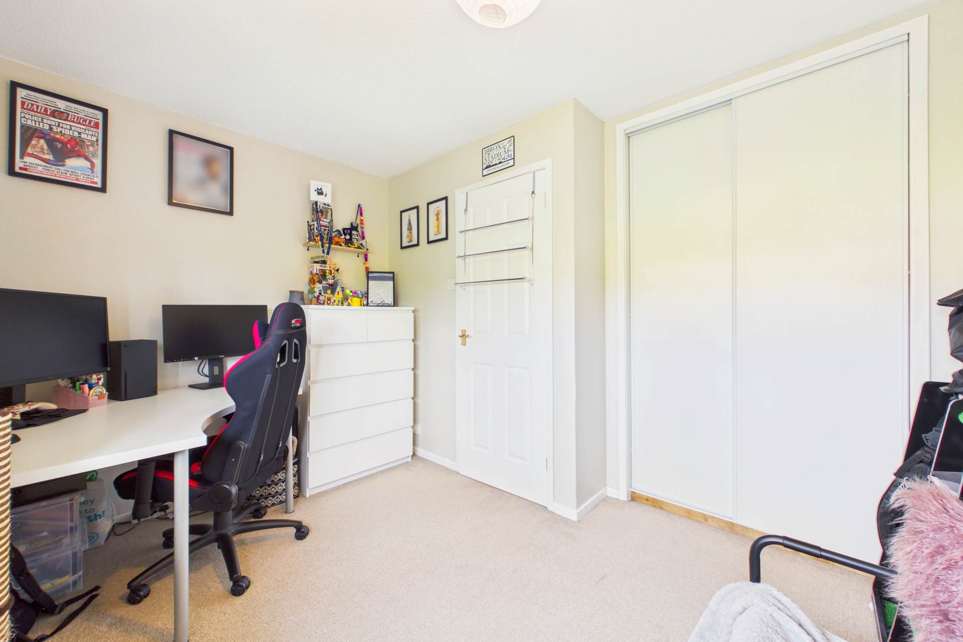 16 Aspen Drive, Springburn