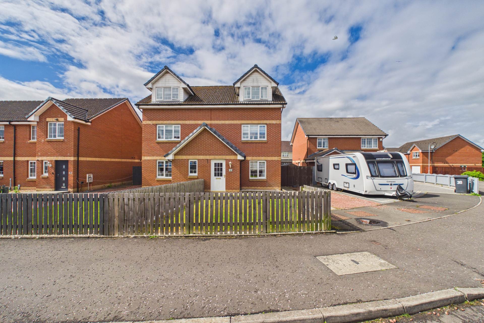 St Andrews Drive, Law