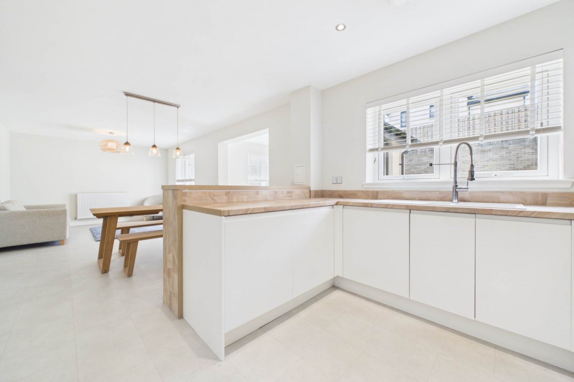 Images for Binnie Crescent, Gartcosh, Glasgow