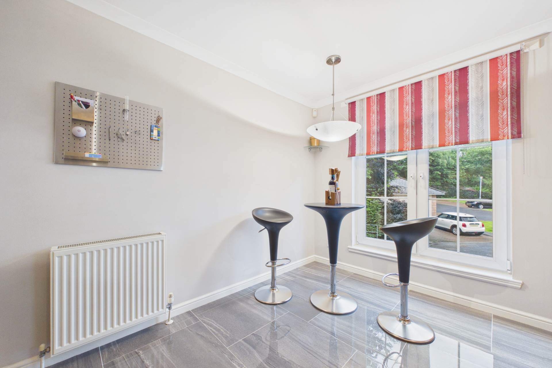 Fairyknowe Court, Bothwell