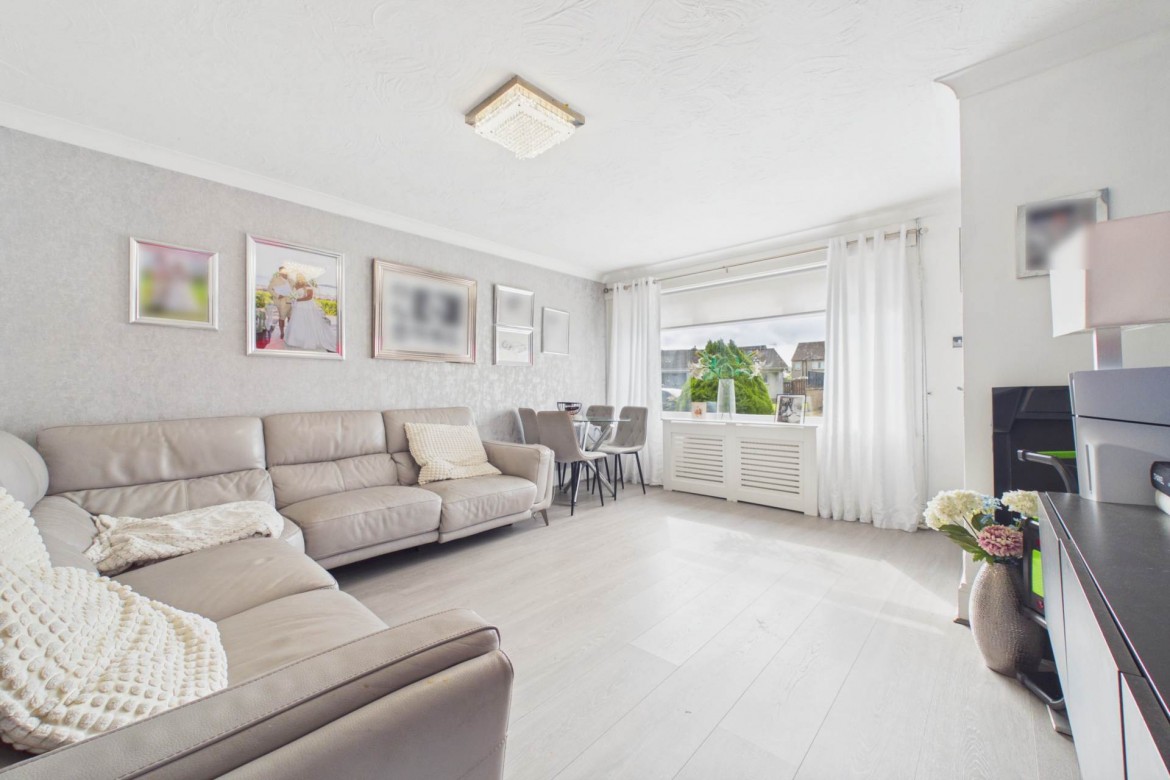 Images for Calder Crescent, Glassford