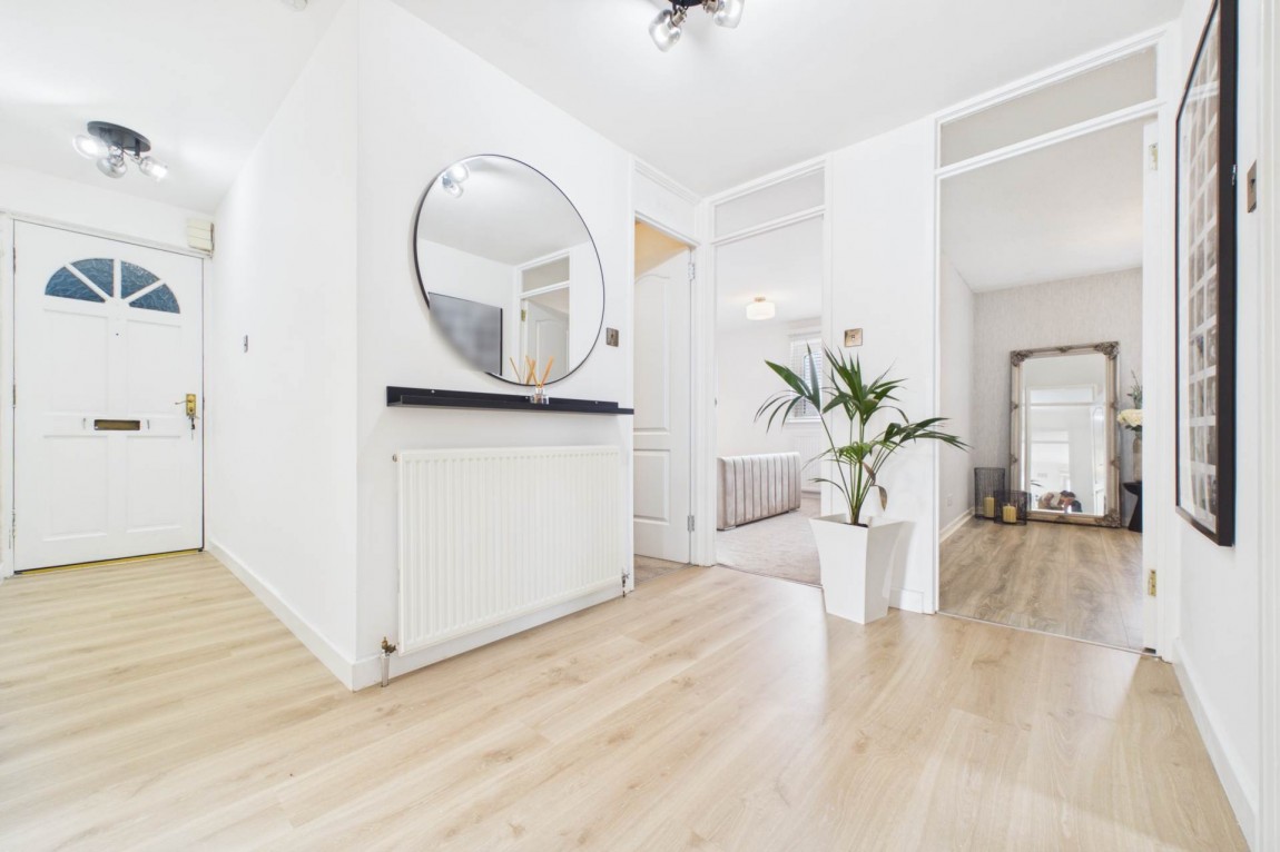 Images for Burnblea Gardens, Hamilton