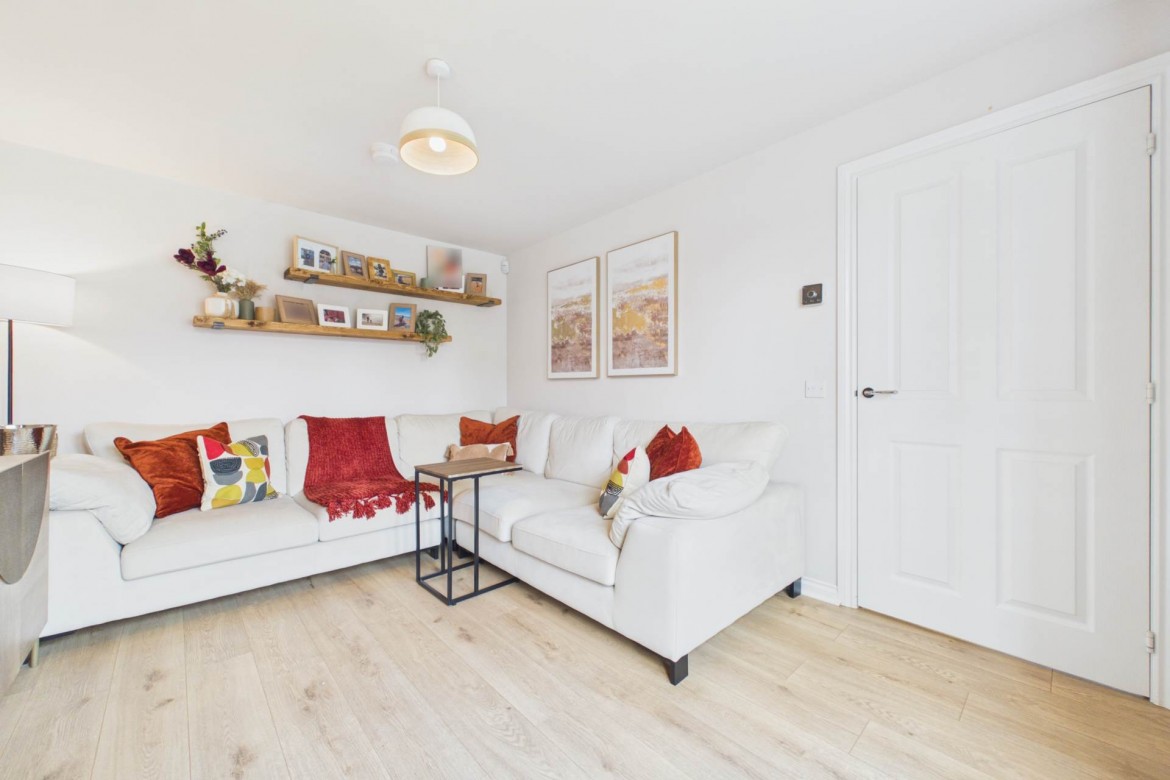 Images for Buttercup Crescent, Glasgow