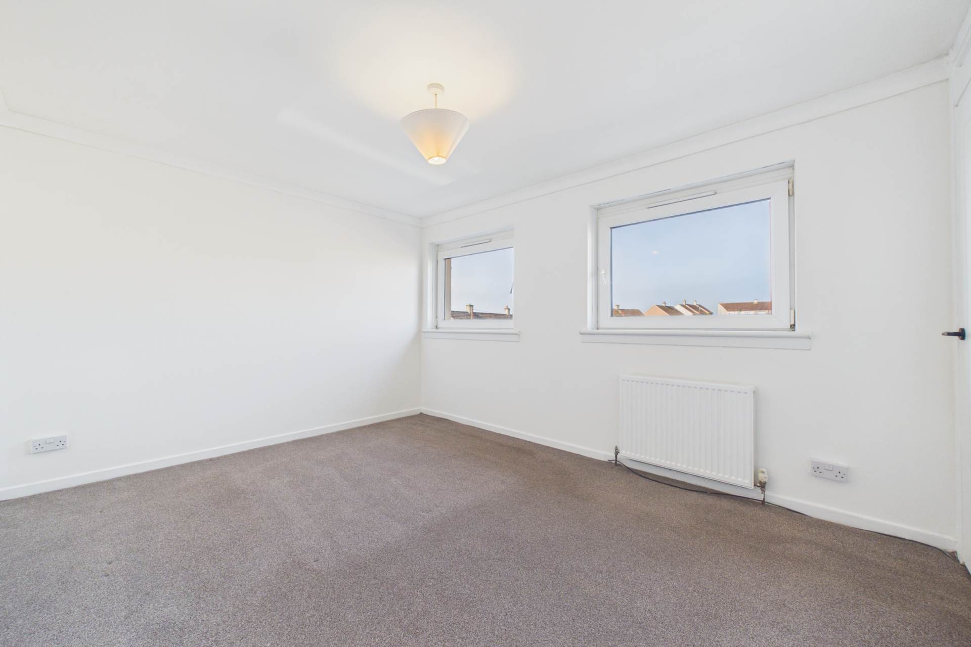 Claunie Avenue, Shotts