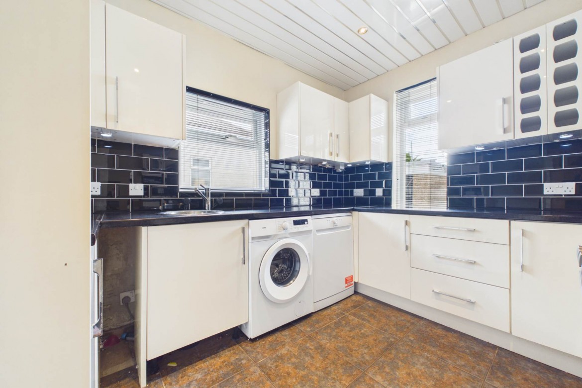 Images for Dunrobin Road, Airdrie