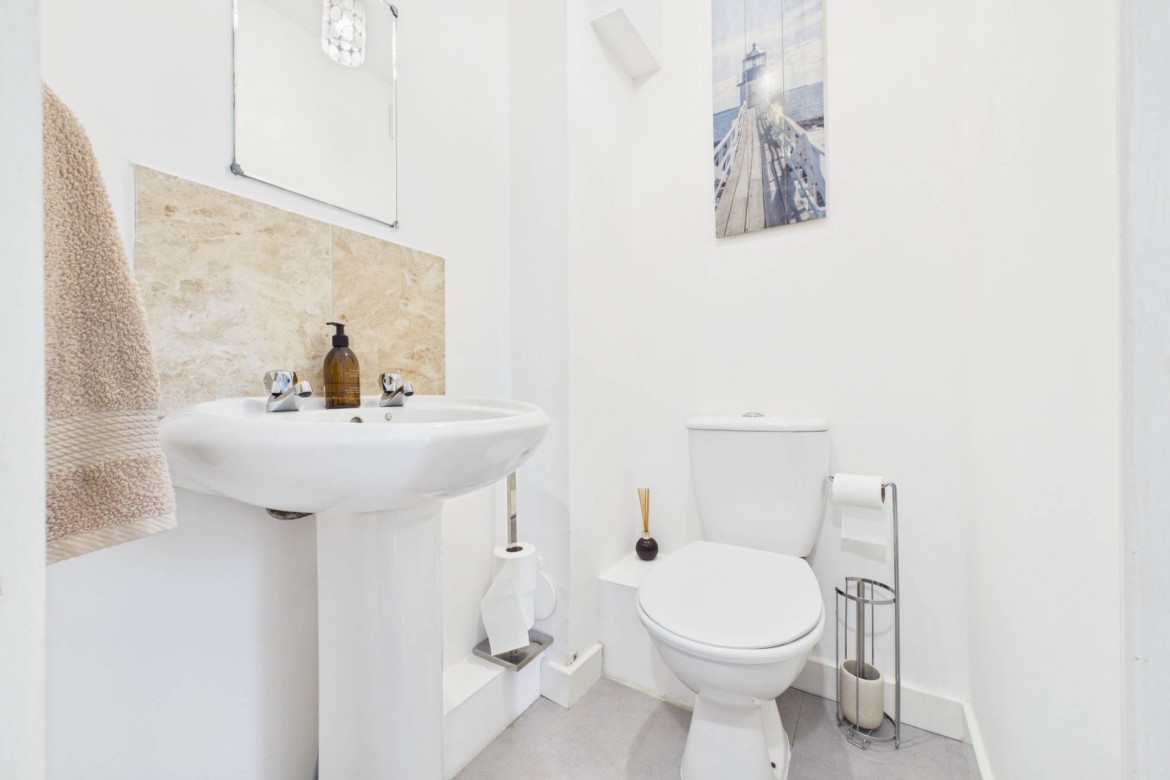 Images for Tweed Lane, Holytown